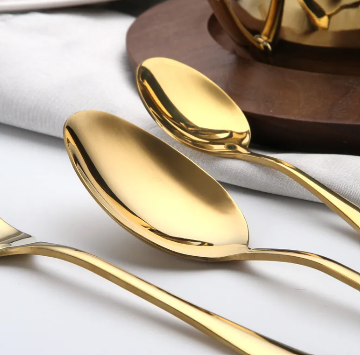 OroVita - Set Posate Dorate Eleganti 24 Pezzi